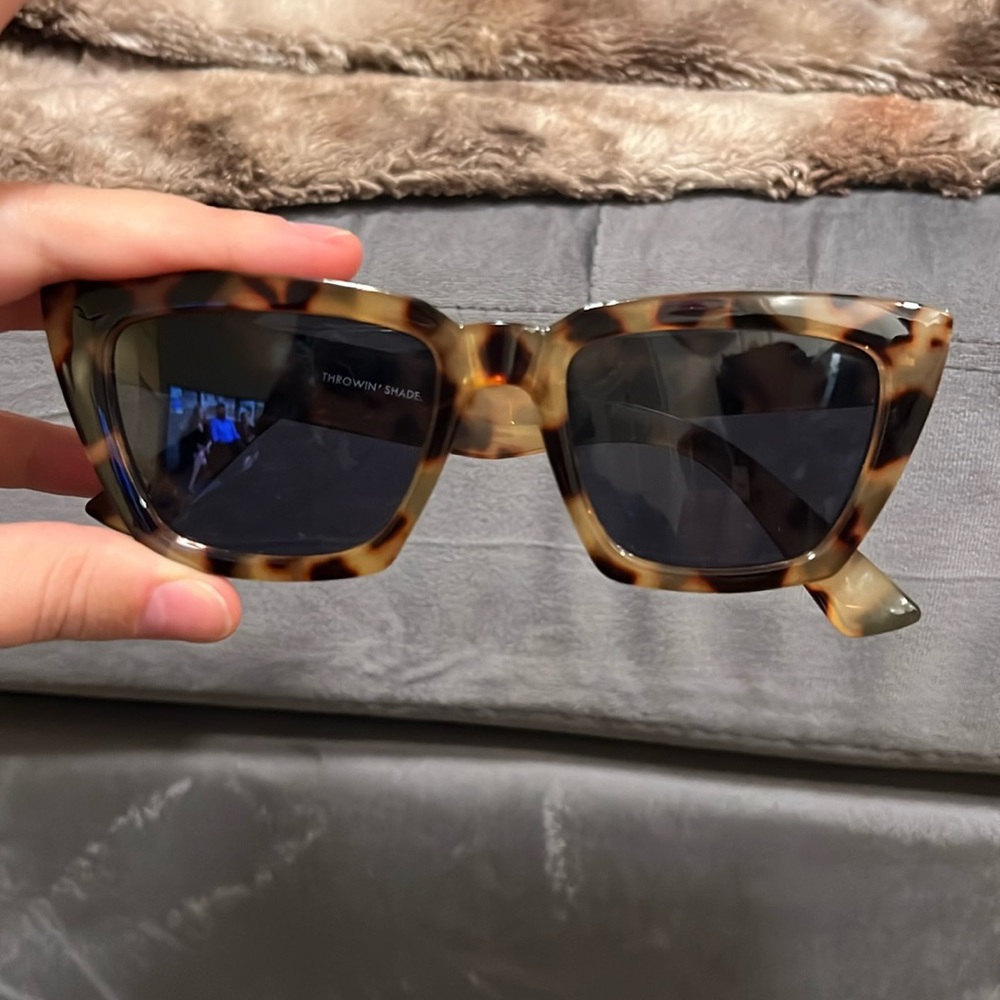 Urban outfitters glasses